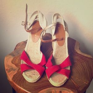BCBG Vanessa Espadrille Wedges Heels Size 8.5 Red